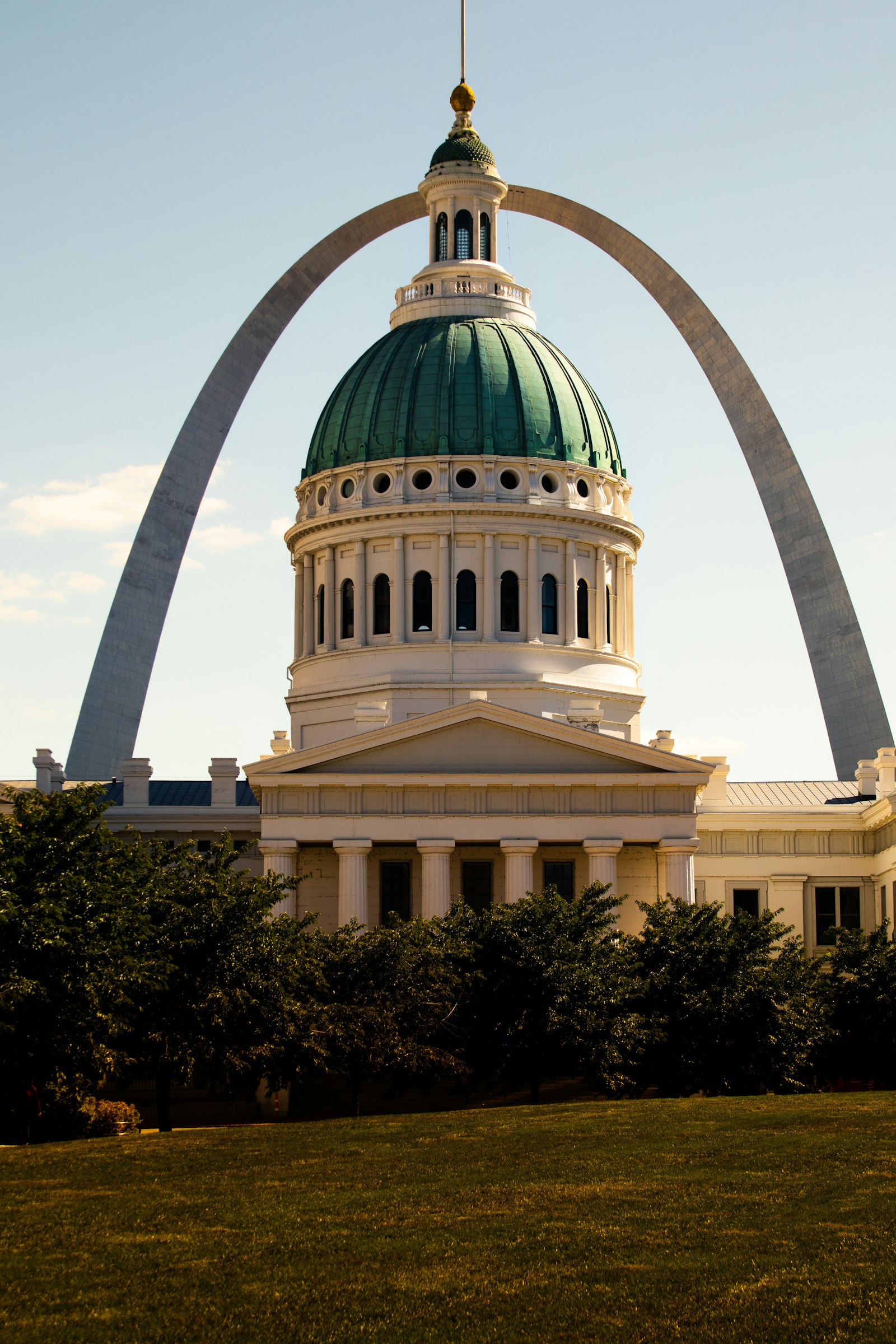 The Old Courthouse in downtown St. Louis